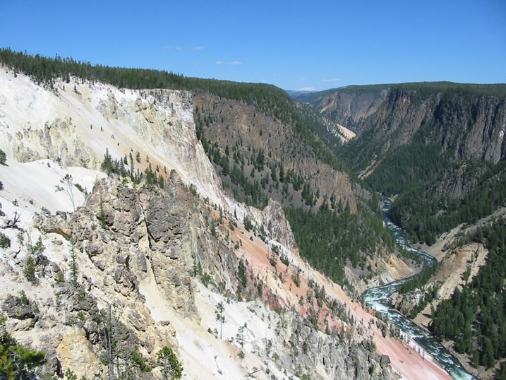 Yellowstone River seen from Inspiration Point