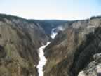 Yellowstone River seen from Artist Point (87,769 bytes)