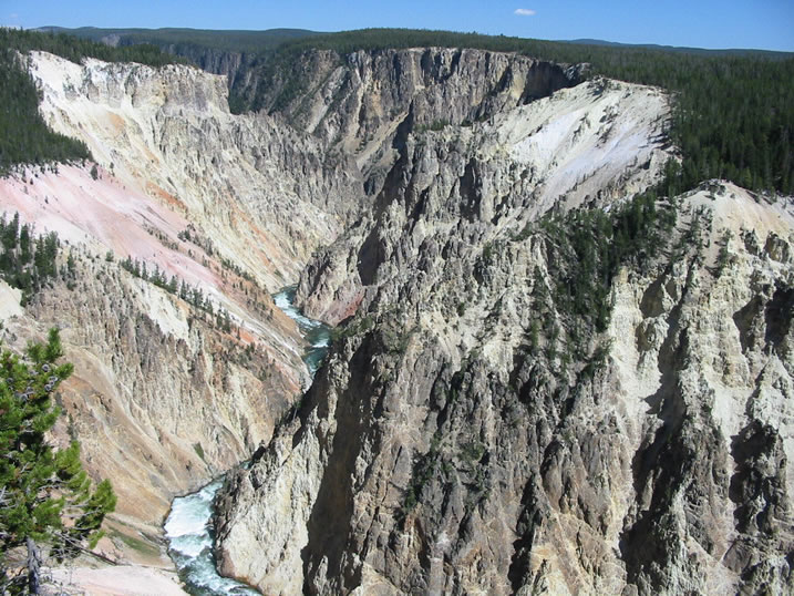 Yellowstone River seen from Lookout Point