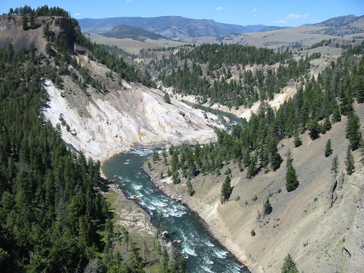 Yellowstone River at Chalk Cliffs