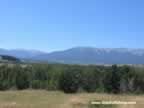 View of the Absaroka Mountains from the rolling foothills that are found to the north (37,578 bytes)