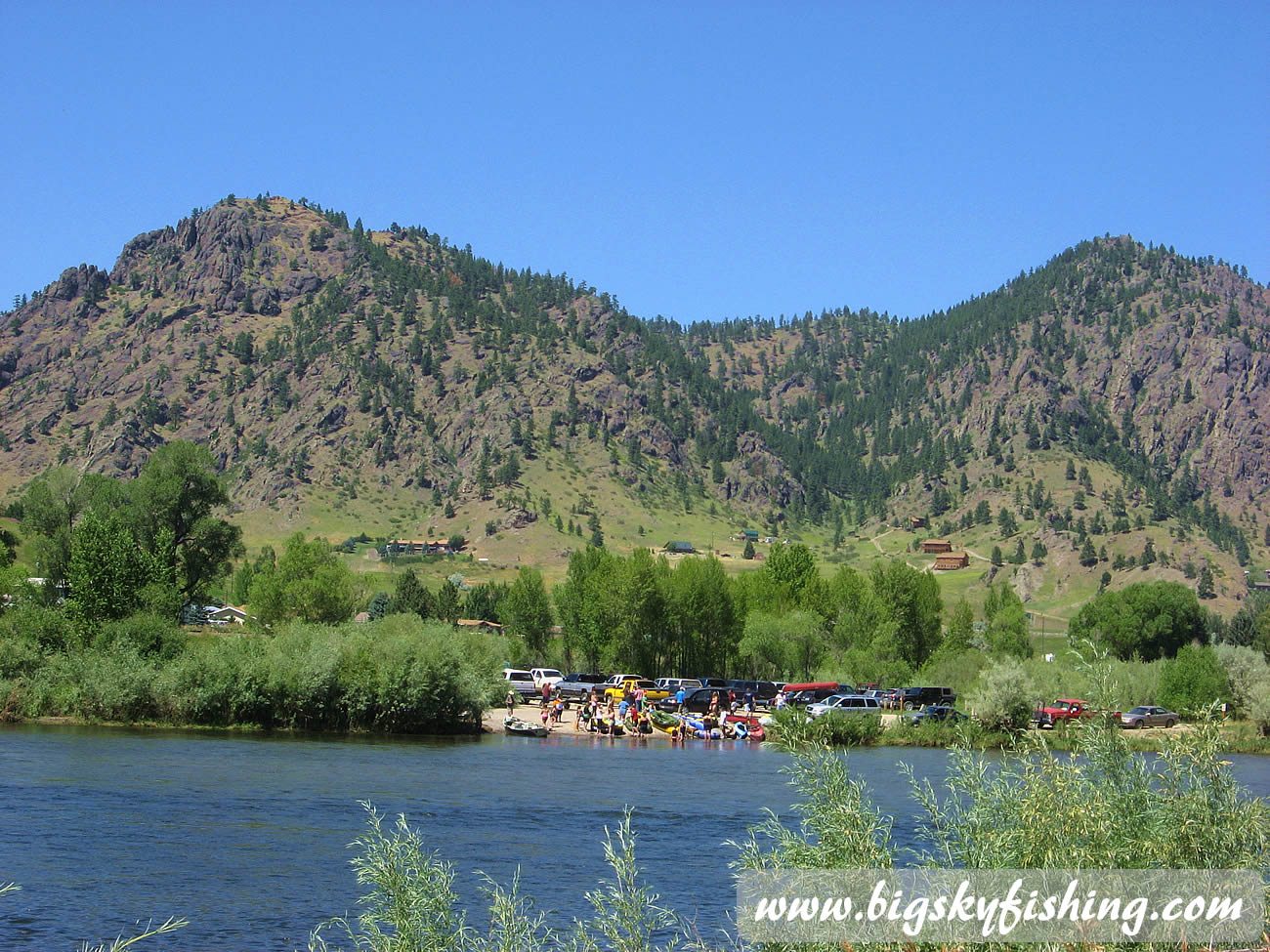 Busy Weekends on the Missouri River