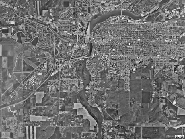 Montana Aerial Photographs : Aerial Photo of Great Falls, Montana