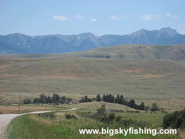 The Absaroka Mountains & Expansive Prairie