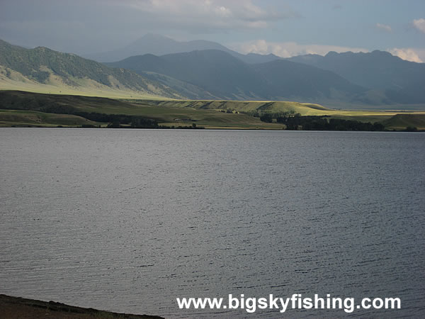 Ennis Lake in Montana, Photo #1