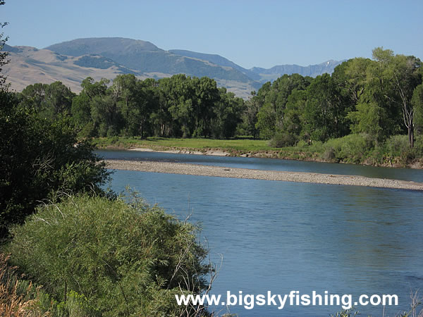 The Yellowstone River in the Paradise Valley, Photo #1