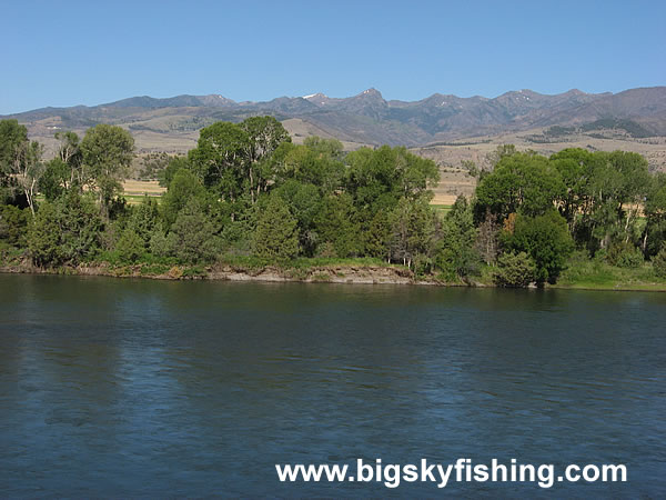 The Yellowstone River in the Paradise Valley, Photo #3