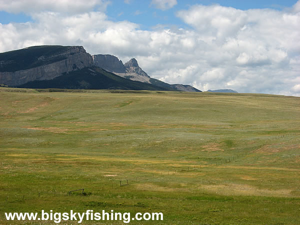 Where Prairie Meets the Mountains