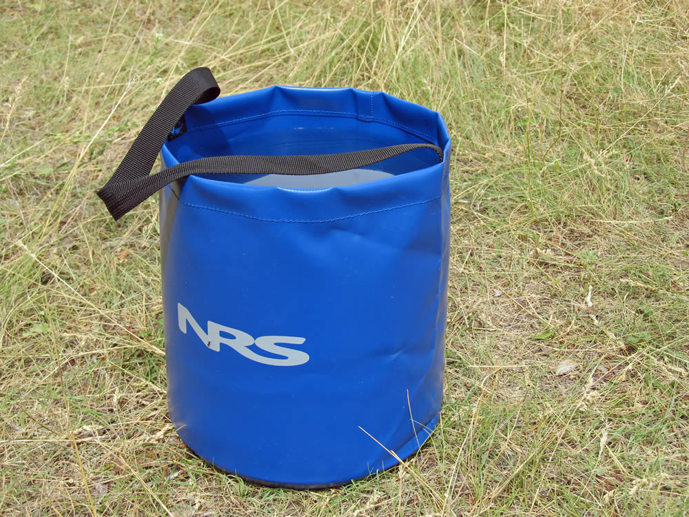 A Guide To The Best Collapsible Buckets For Car Camping And